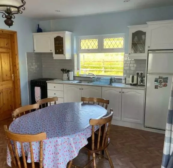 پانسیون Rose Cottage