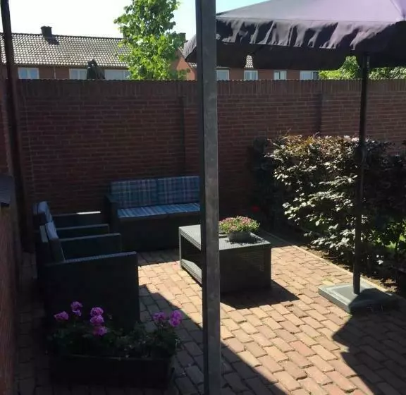 Aamiaismajoitus (B&B) Bed&breakfast De Hooimoat