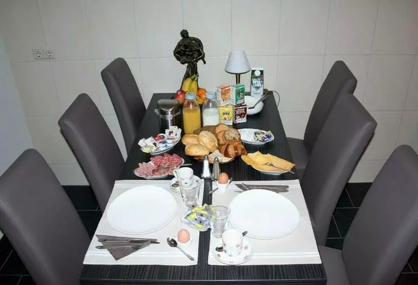 Aamiaismajoitus (B&B) Bed&breakfast De Hooimoat