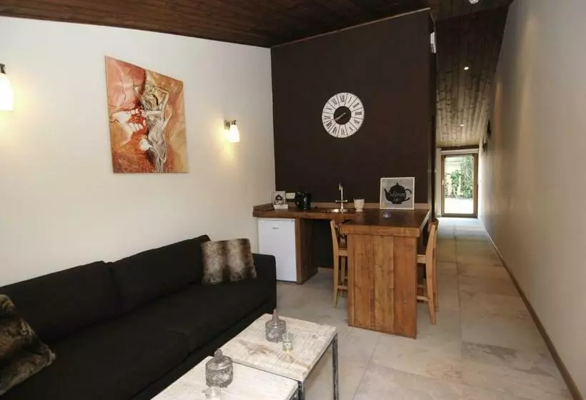 Aamiaismajoitus (B&B) Het Schalks Genot