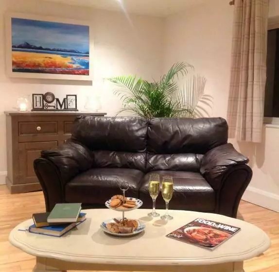 Aamiaismajoitus (B&B) Mulranny House