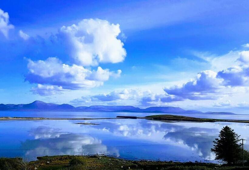 ベッドアンドブレックファースト Mulranny House