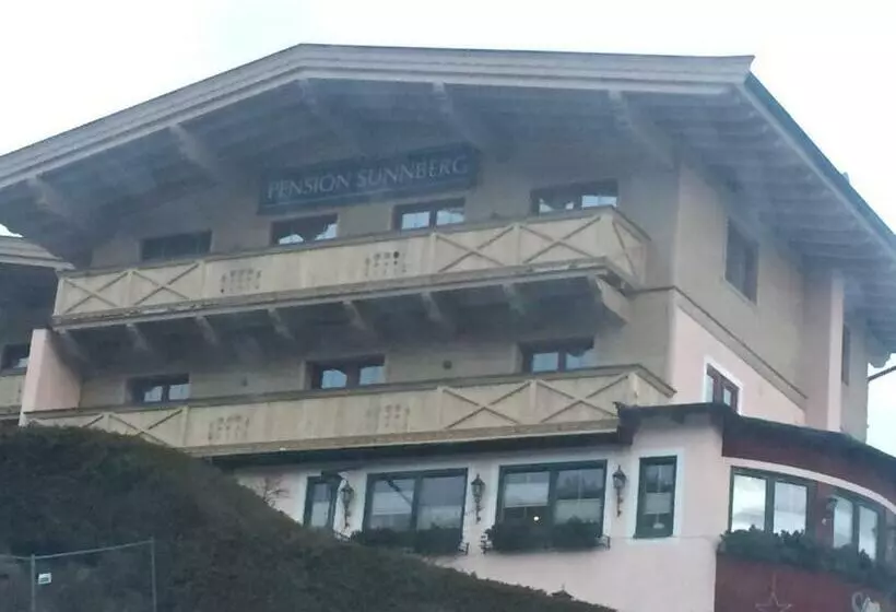 Aamiaismajoitus (B&B) Pension Sunnberg