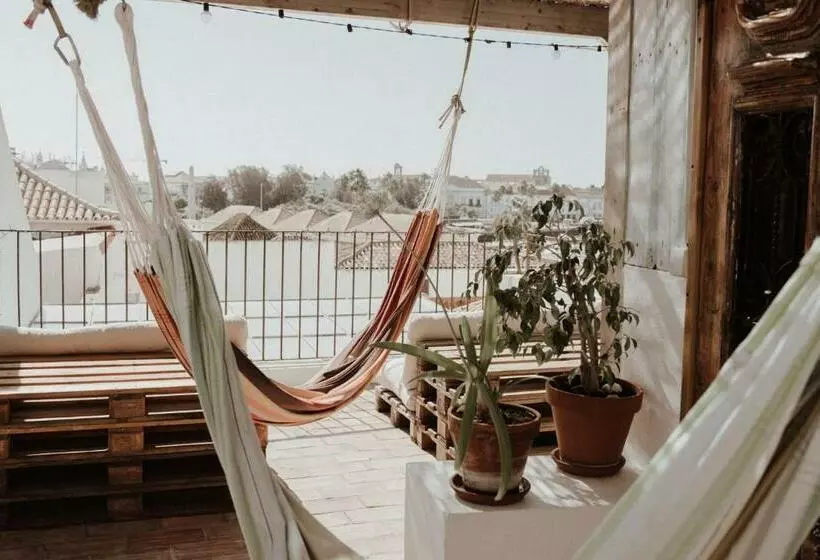 Casa Da Madalena Backpackers Hostel