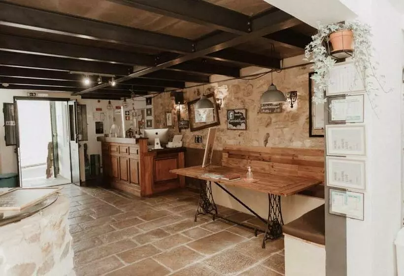 Casa Da Madalena Backpackers Hostel