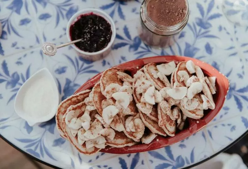 Casa Da Madalena Backpackers Hostel