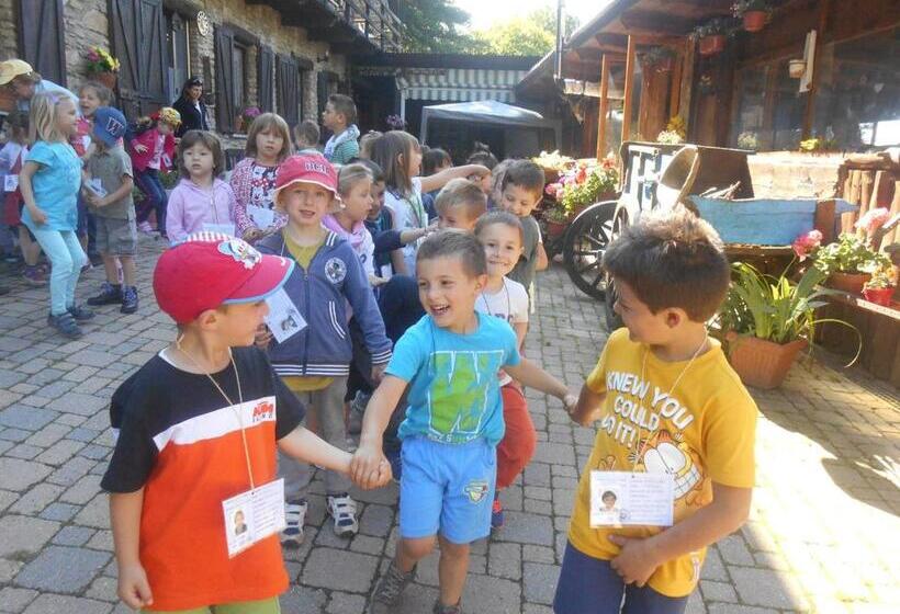 ホテル Agriturismo Fiorendo