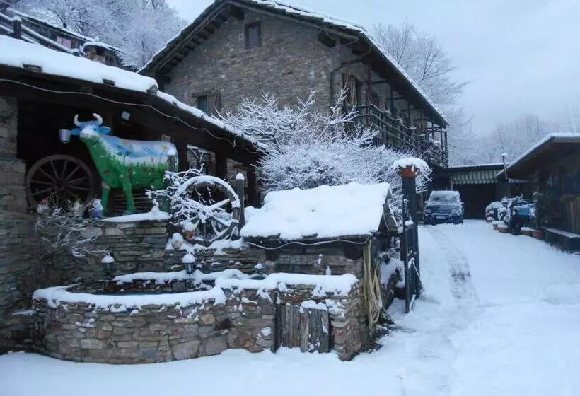 ホテル Agriturismo Fiorendo