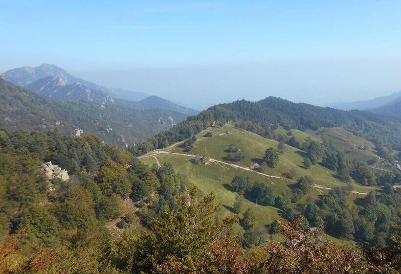 ホテル Agriturismo Fiorendo