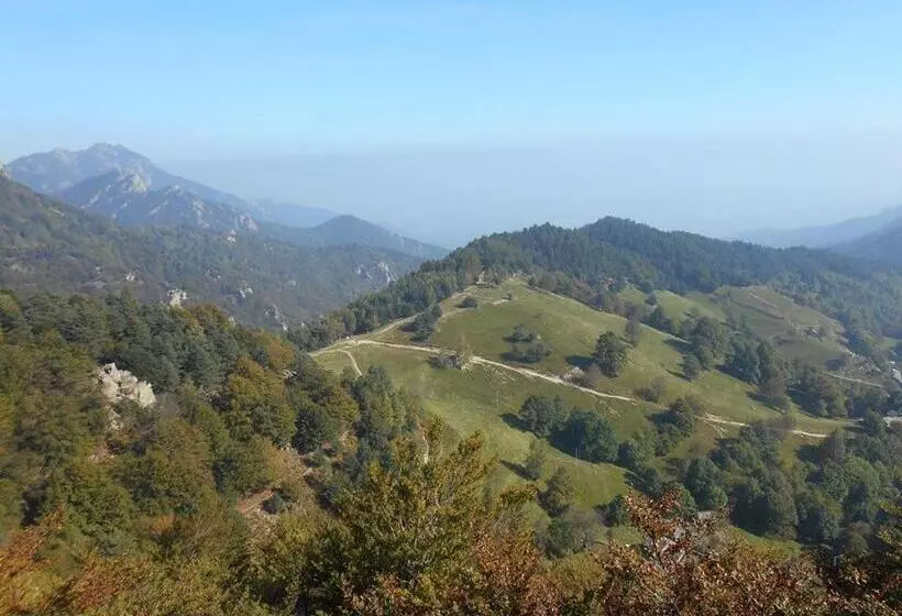 ホテル Agriturismo Fiorendo