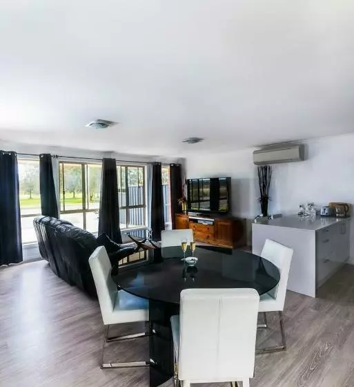 Lure Bed And Breakfast