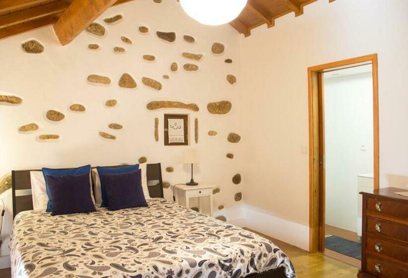 پانسیون Coutorural