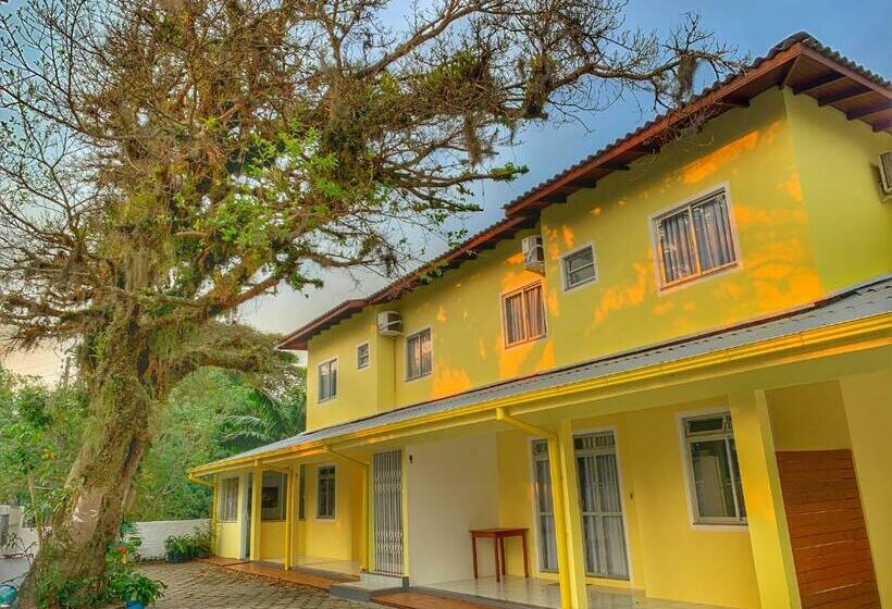 بنسيون Pousada Figueira