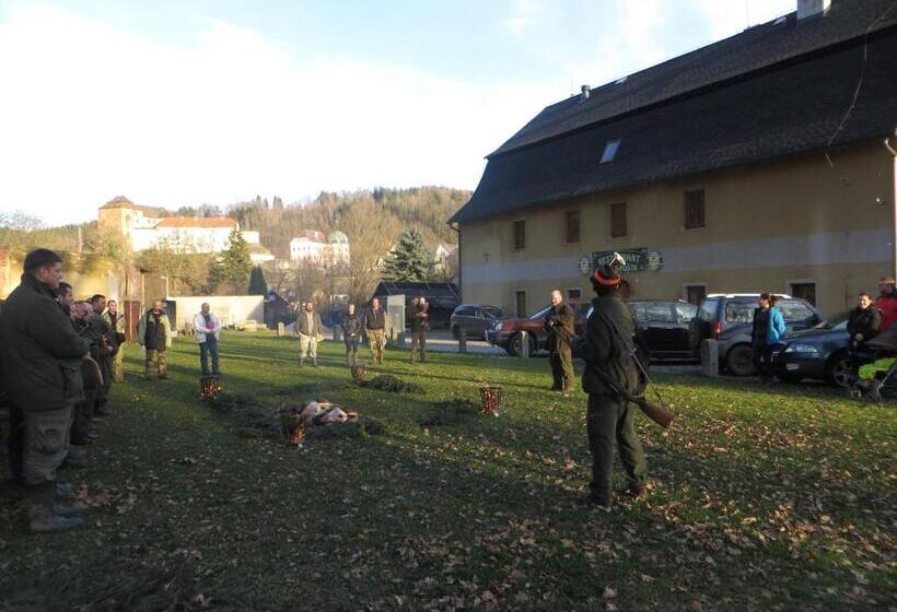 ペンション Restaurace A Penzion Stará Pošta