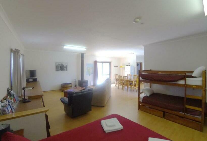 Пансион The Cosy Cottage