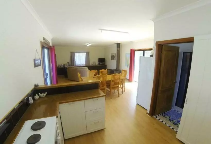 پانسیون The Cosy Cottage