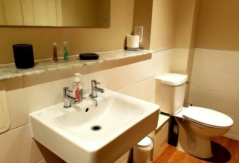 Albergue The Pelican Inn