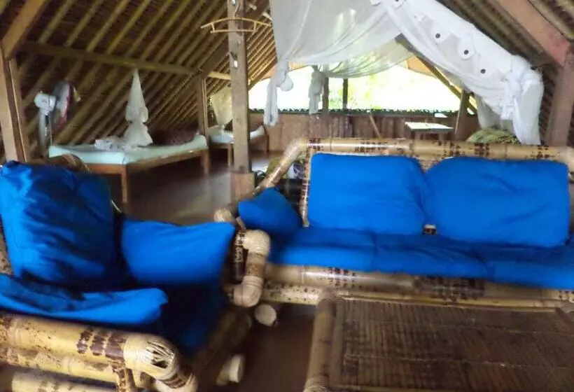 Retkeilymaja Topi Inn