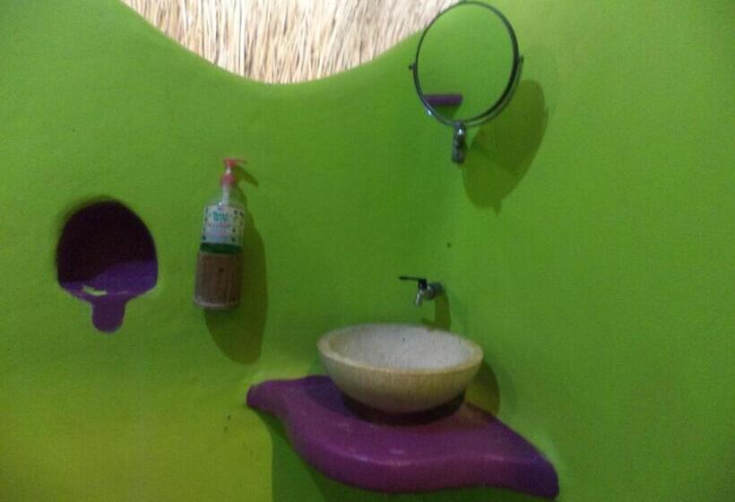 Общежитие Topi Inn