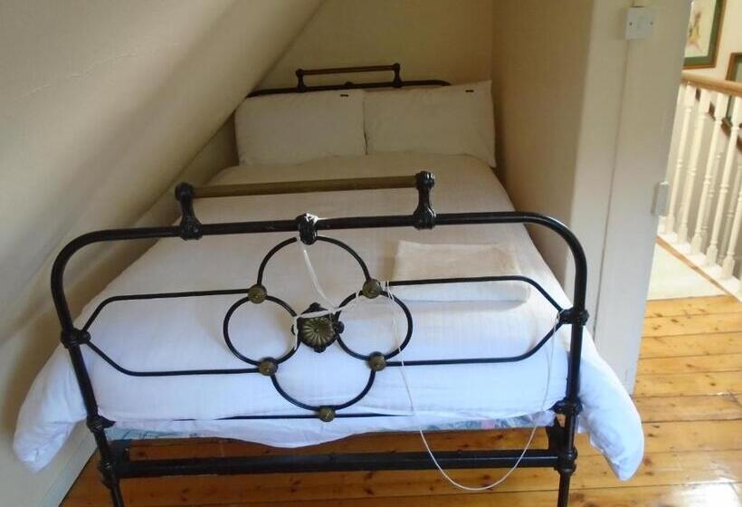 مبيت وإفطار Ballynona House