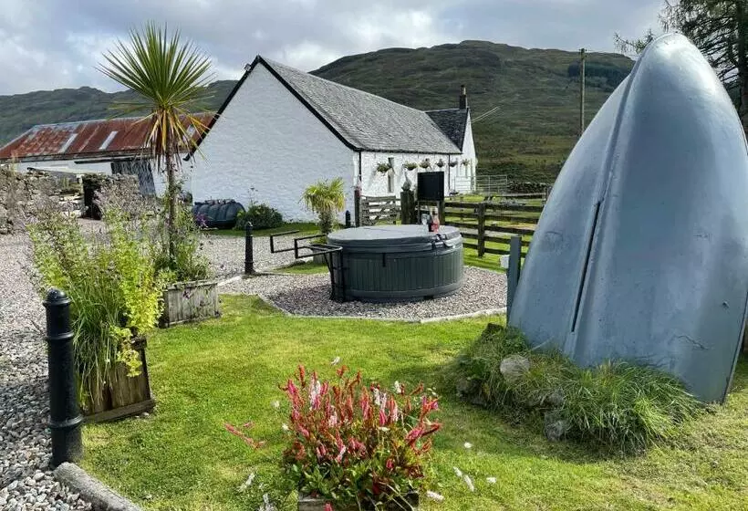 Aamiaismajoitus (B&B) Garrison Of Inversnaid Farm With Hot Tub