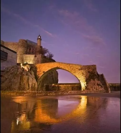 ベッドアンドブレックファースト Villa Floren Castro Urdiales