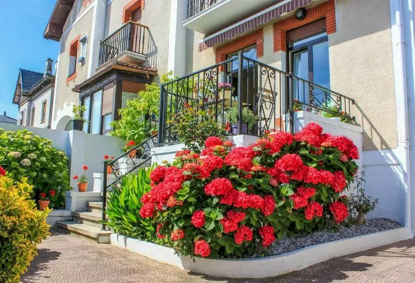 ベッドアンドブレックファースト Villa Floren Castro Urdiales