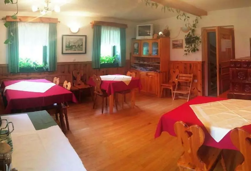 هتل Farm Stay Juvanija