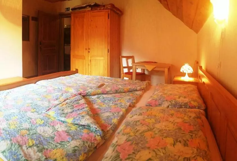 هتل Farm Stay Juvanija