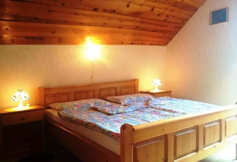 هتل Farm Stay Juvanija