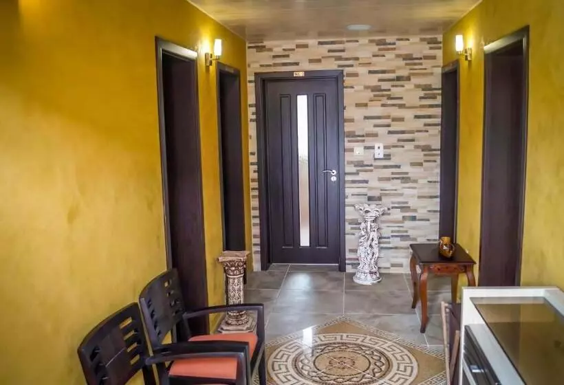 Majatalo Guest House Meridi