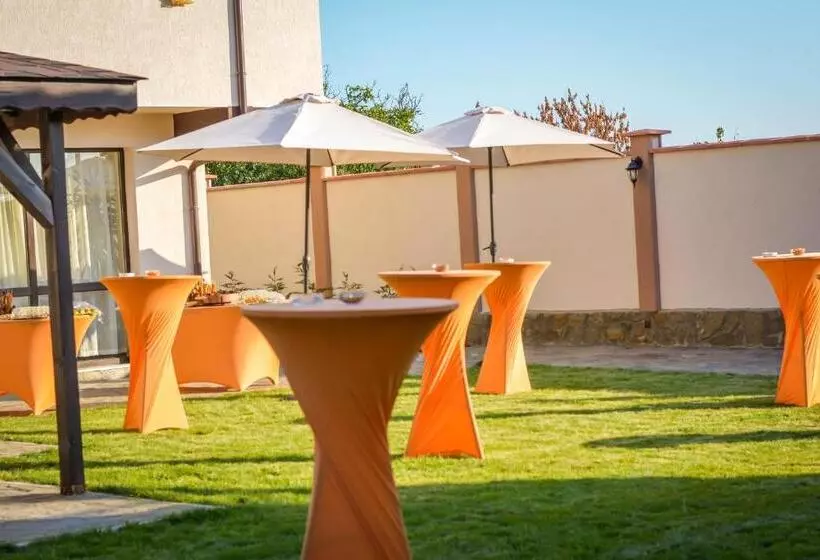 Majatalo Guest House Meridi