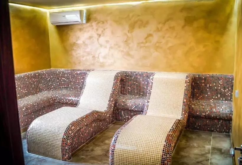 Majatalo Guest House Meridi