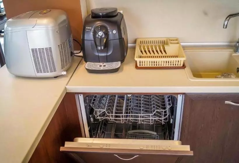 Majatalo Guest House Meridi