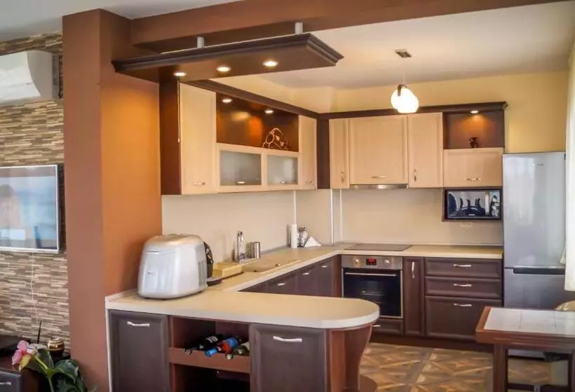 Majatalo Guest House Meridi