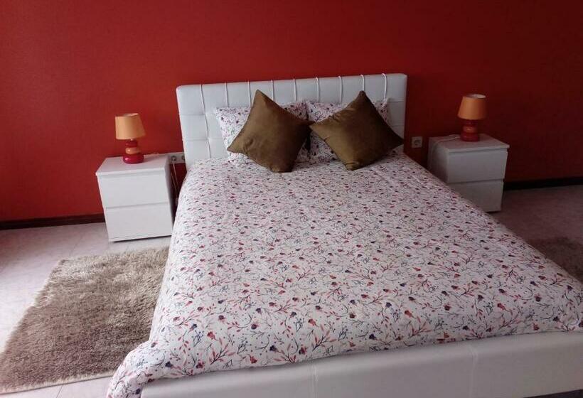 Pensió Moradia Cor De Rosa