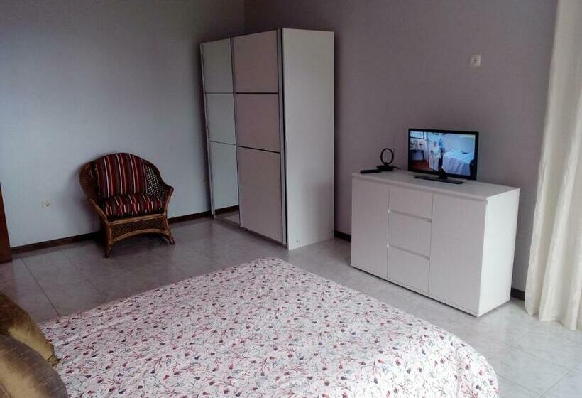 Pensió Moradia Cor De Rosa