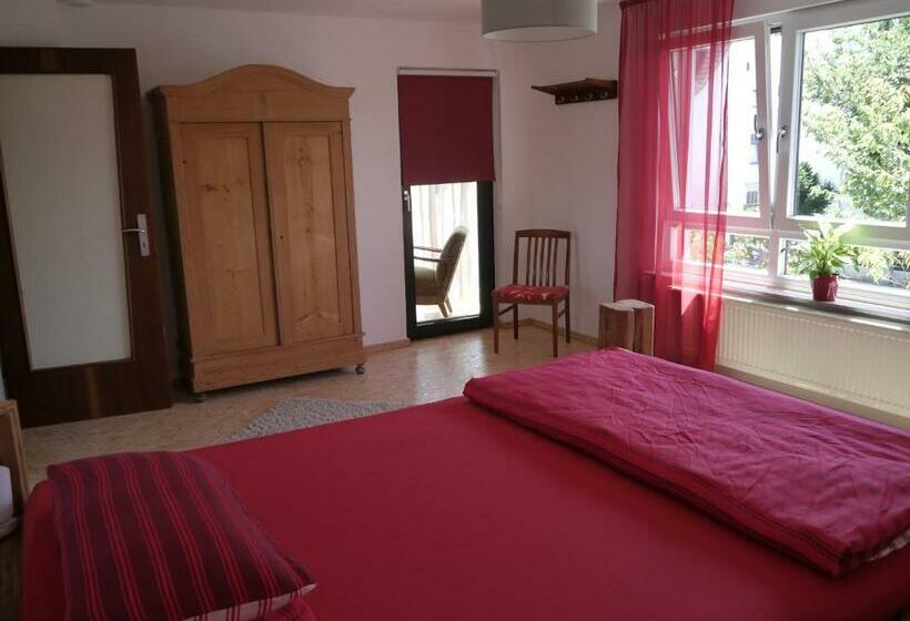 Punkrock Harbour Pension Bähr