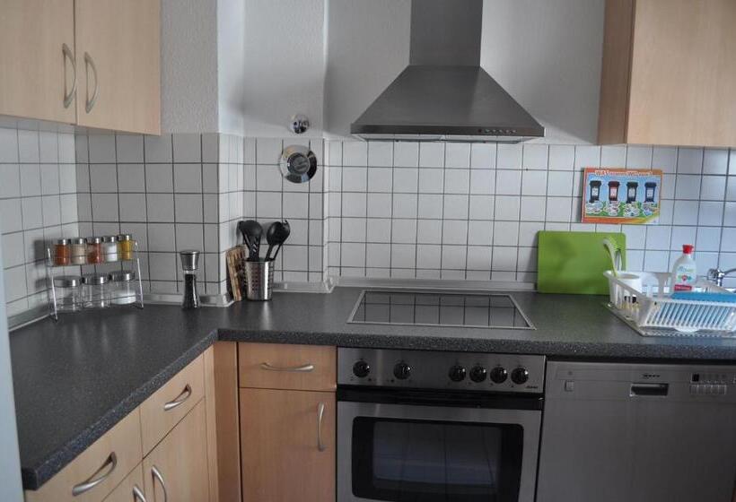 Punkrock Harbour Pension Bähr