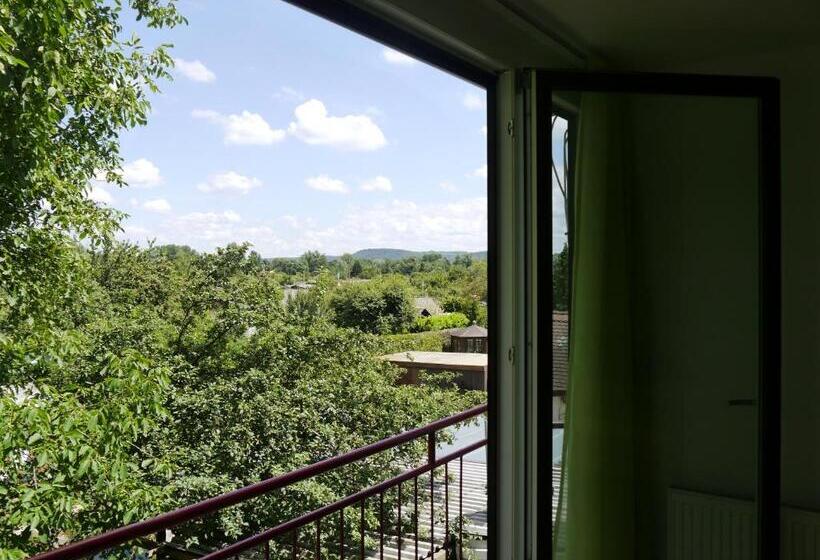 Punkrock Harbour Pension Bähr