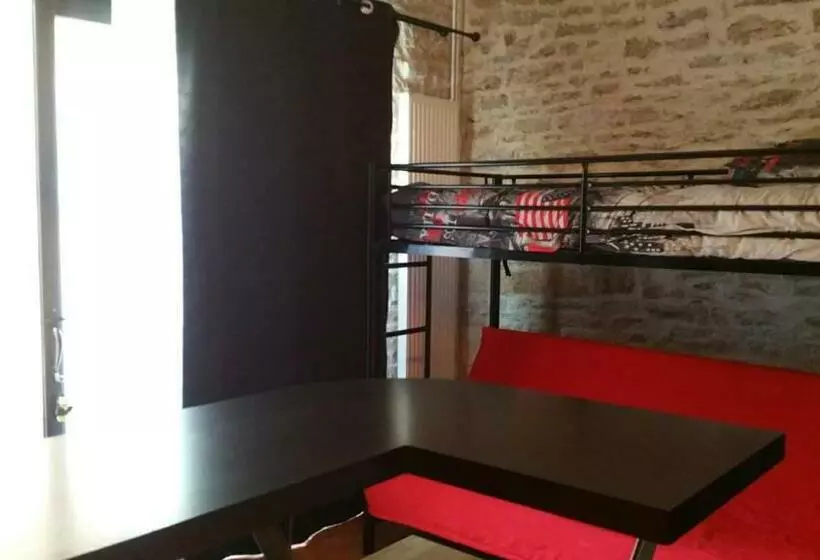 Aamiaismajoitus (B&B) Chez Laurence