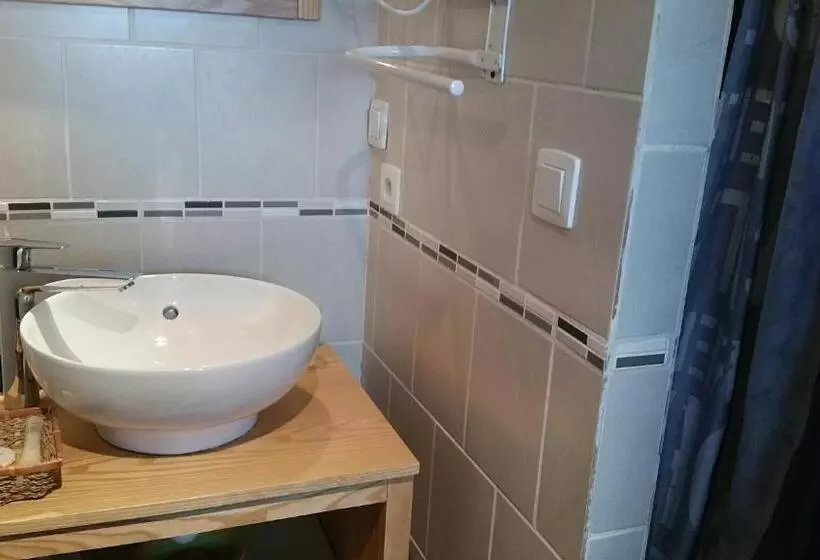 Aamiaismajoitus (B&B) Chez Laurence