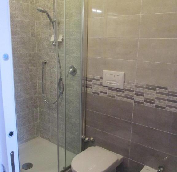 تختخواب و صبحانه Daniel And James