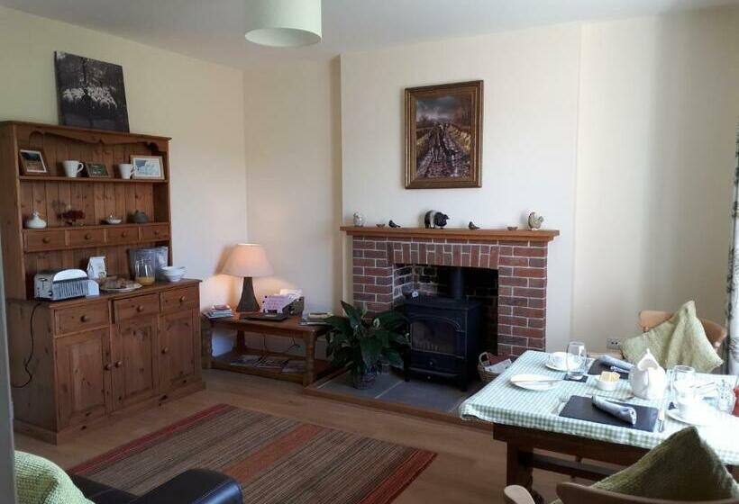 مبيت وإفطار Kilsham Farm