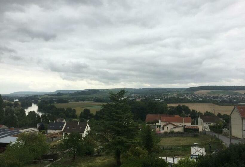 민박 L Escale Fleurie