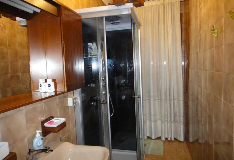 تختخواب و صبحانه Quo Vadis Qui Vieni