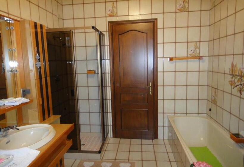 تختخواب و صبحانه Quo Vadis Qui Vieni