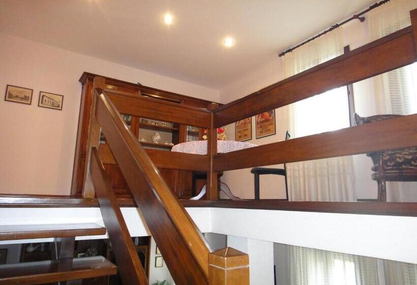 تختخواب و صبحانه Quo Vadis Qui Vieni