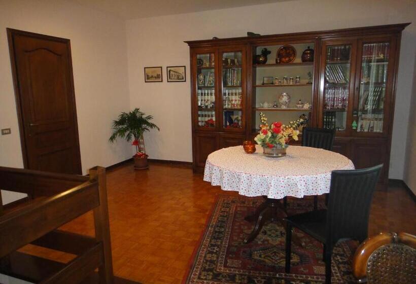 تختخواب و صبحانه Quo Vadis Qui Vieni