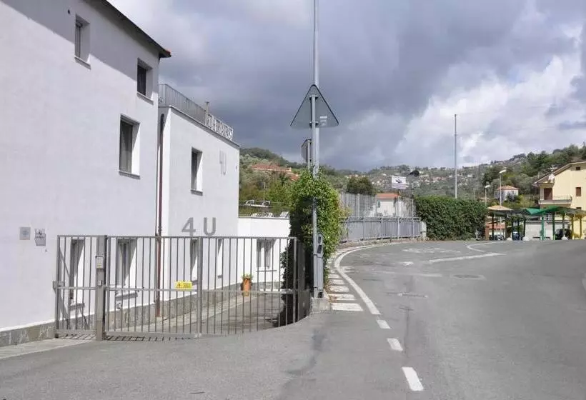 Bed & Breakfast 4u Parcheggio Interno